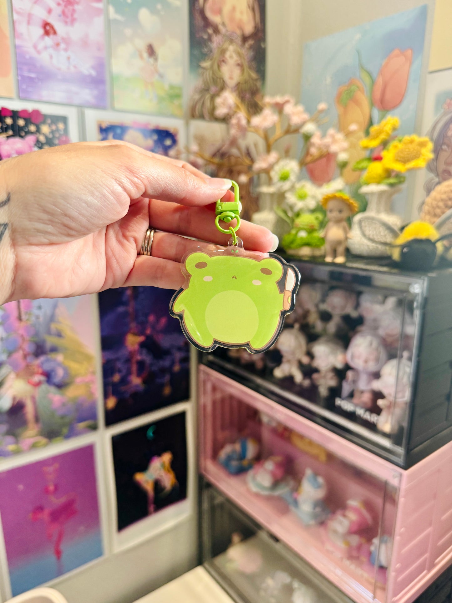 Knife Froggo Keychain